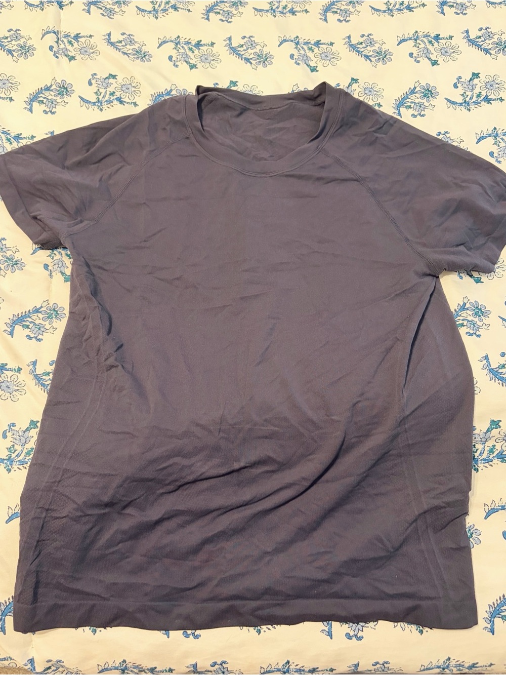 Women’s  Crew Neck Short Sleeve athletic Shirt - Purple